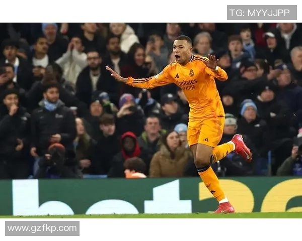 球迷炸锅:姆巴佩这一行为引热议! 球迷炸锅:姆巴佩这一行为引热议!