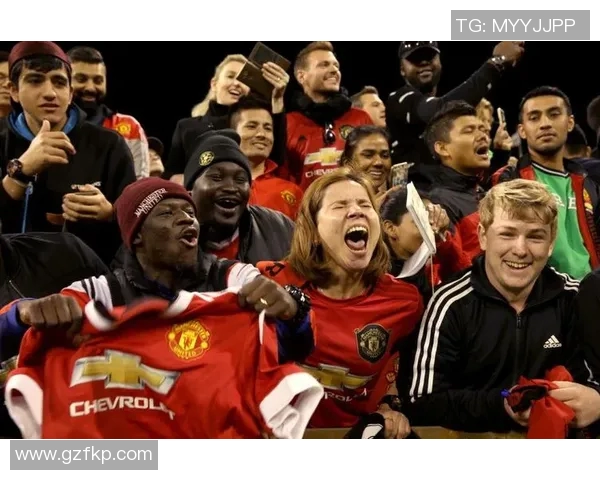 欧联决赛逆转瞬间重现 球迷泪目回望永恒传奇